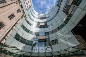 영국 런던 BBC 브로드캐스팅 하우스 사진입니다.