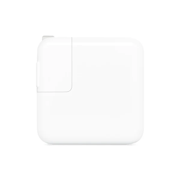 애플 30W USB-C 어댑터 사진입니다.