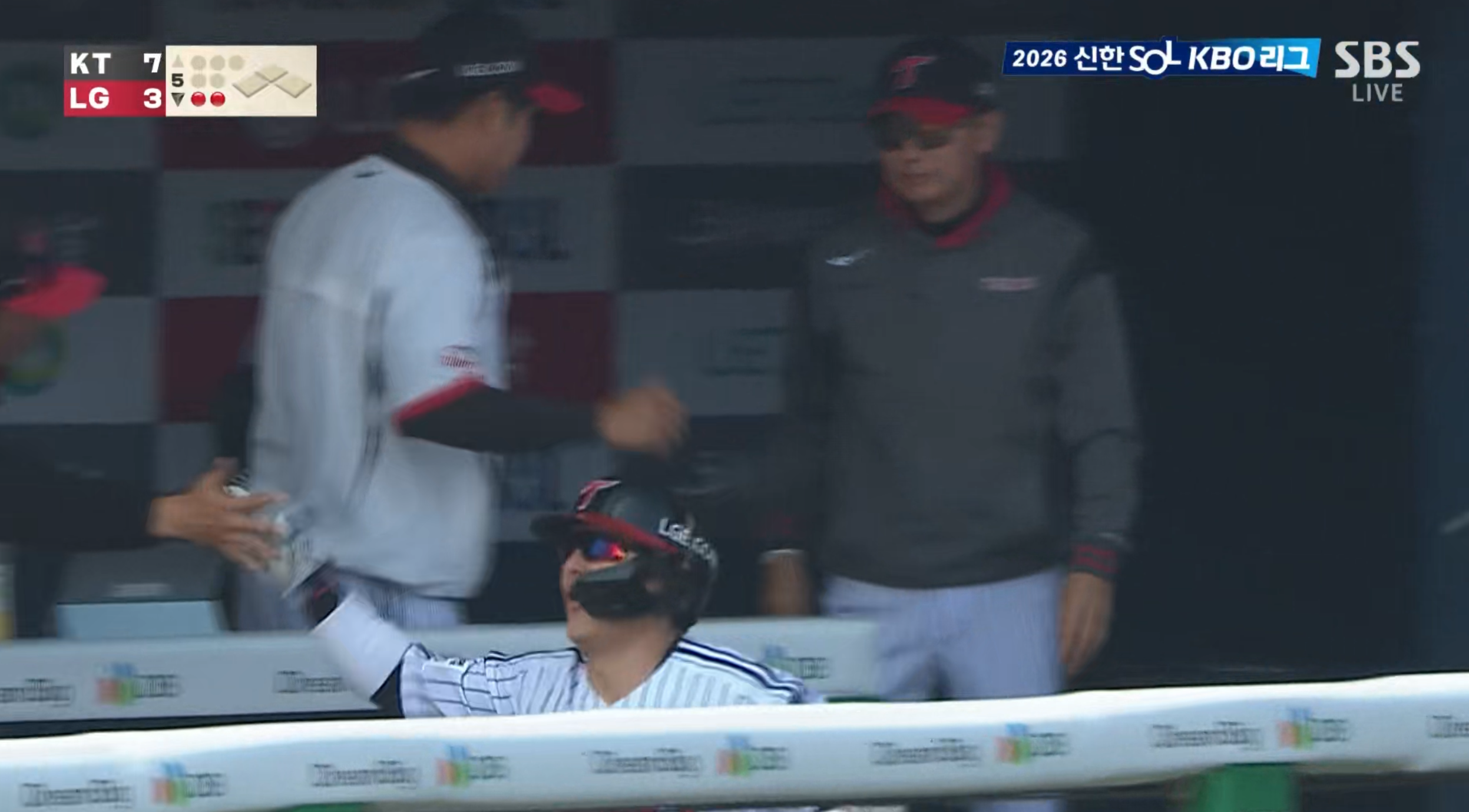 스크린샷 2026-03-28 오후 3.49.16.png