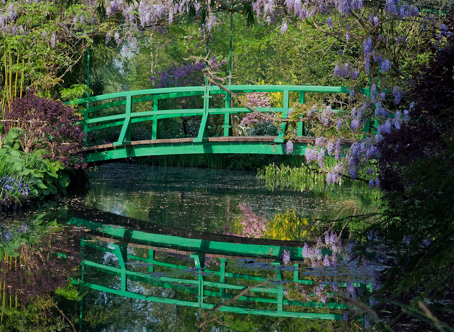 giverny-1-1536x1124.jpg