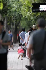 아빠 손잡고