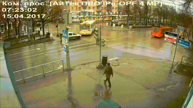 482058f884780cb992815006.gif